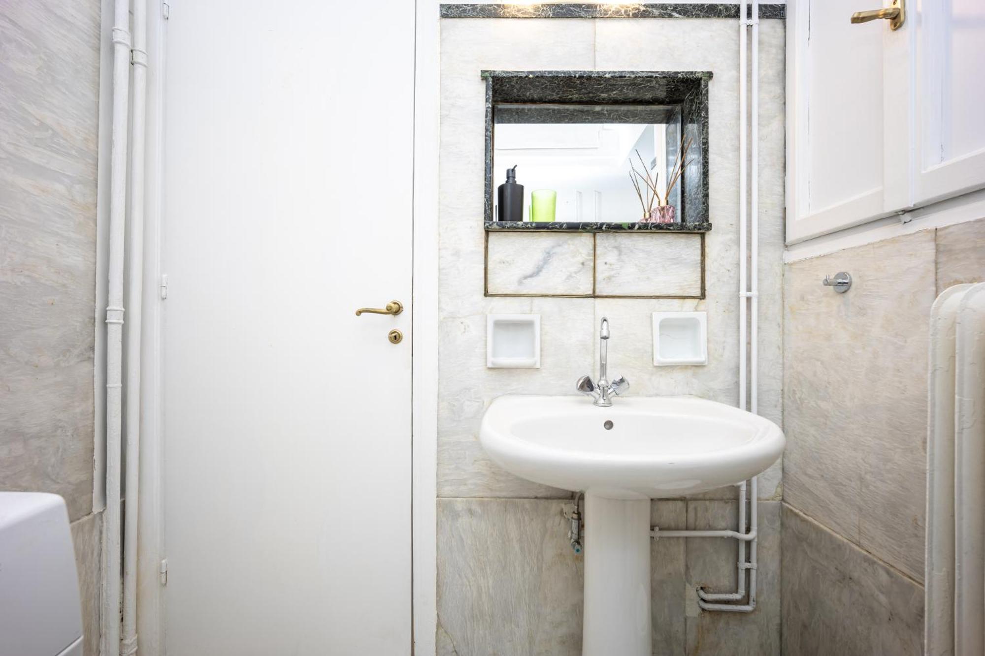 Royal Embassy Apartment Athens Ngoại thất bức ảnh
